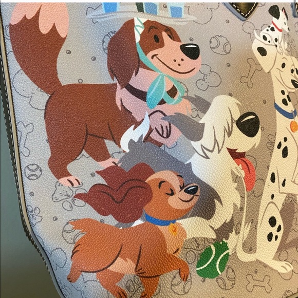 Disney Dooney and Bourke Dog Tote bag NWT - Picture 6 of 12
